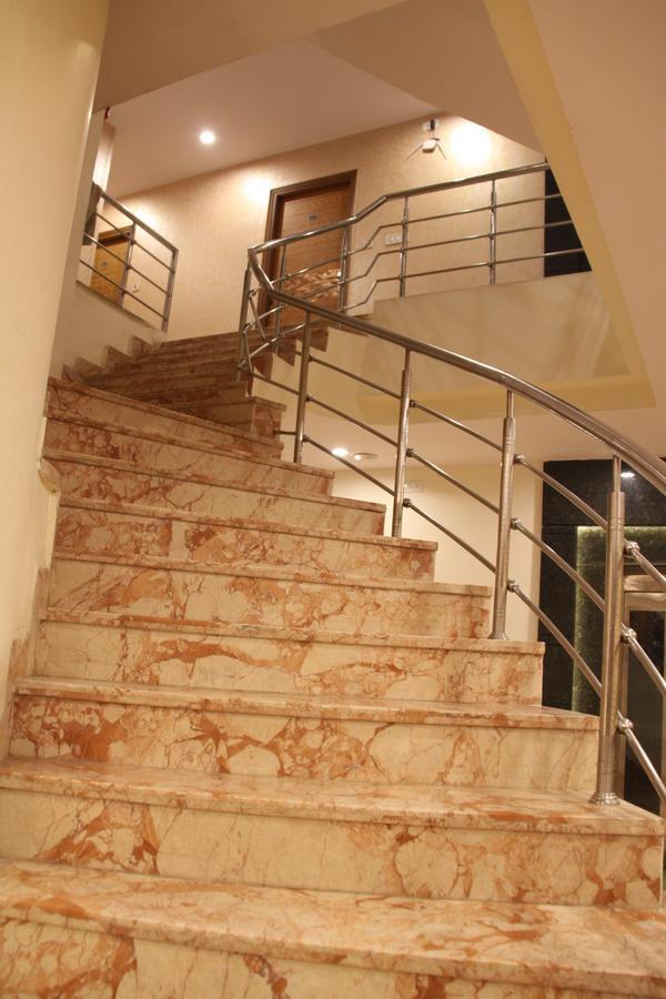 Hotel Golden Oasis - A Well Hygiene Property Paharganj Extérieur photo
