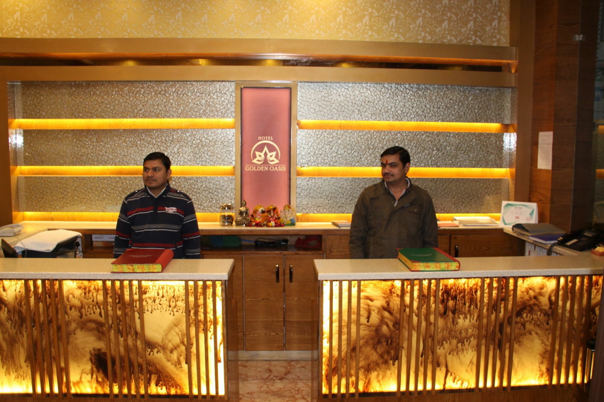 Hotel Golden Oasis - A Well Hygiene Property Paharganj Extérieur photo