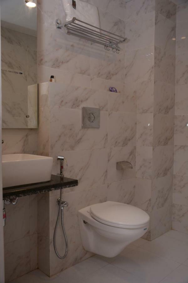 Hotel Golden Oasis - A Well Hygiene Property Paharganj Extérieur photo
